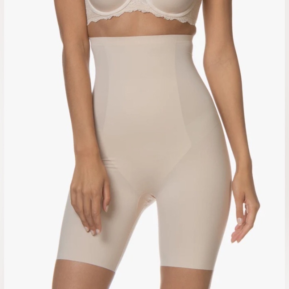 Spanx Thinstincts High Waisted Mid Thigh Nude Short 10006R | Large